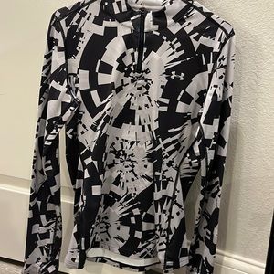 Women’s fitted quarter zip. Under armour.